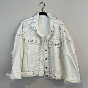 NWOT White Pearl and Fringe Jean Jacket Size Medium